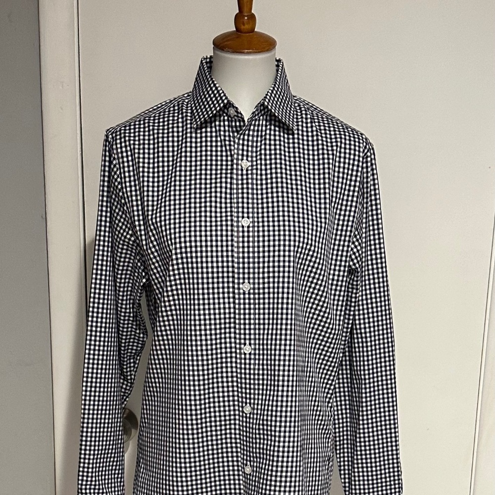 J Crew Classic‎ Plaid Shirt - Size S.